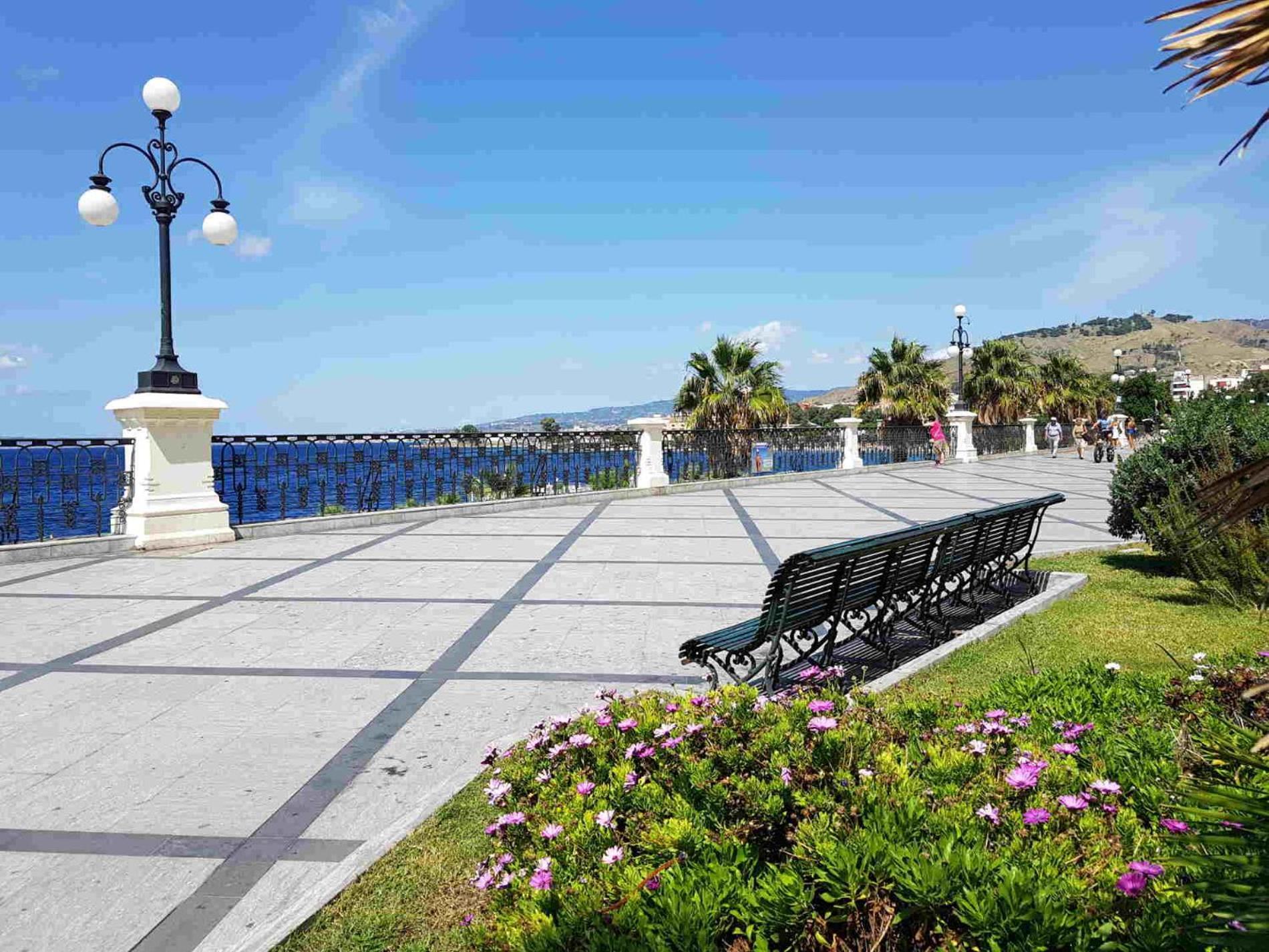 Il Balcone Sullo Stretto Bed and Breakfast Reggio di Calabria Buitenkant foto